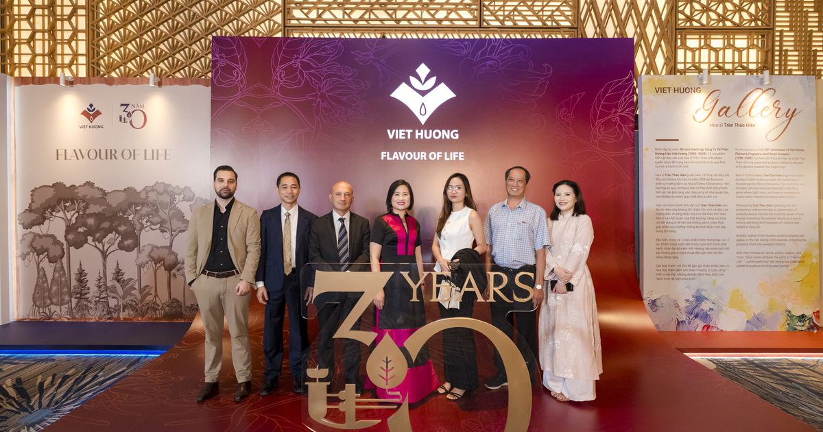 Tổng Giám đốc Công ty Cổ phần Hương liệu Việt Hương: “Hành trình ba thập kỷ - không phải chỉ là con số”