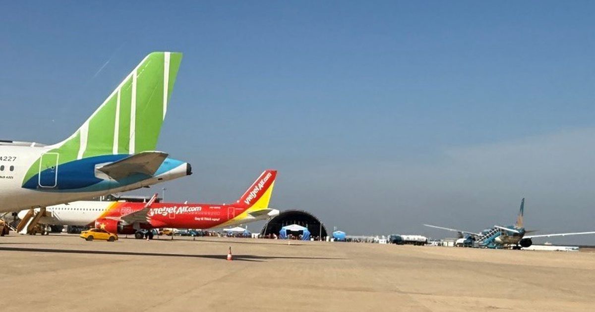 Cú chạm bánh lịch sử tại một trong những sân bay lớn nhất thế giới