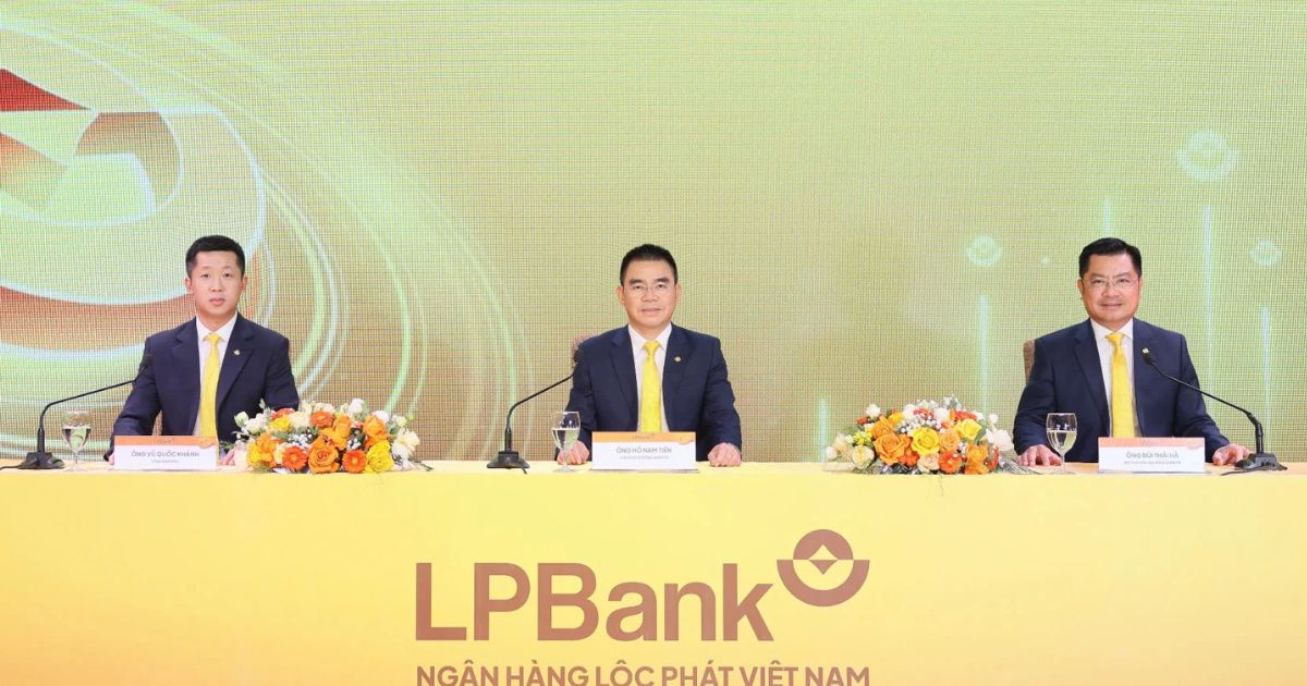LPBank hút hơn 14.000 tỷ đồng trái phiếu trong năm 2025