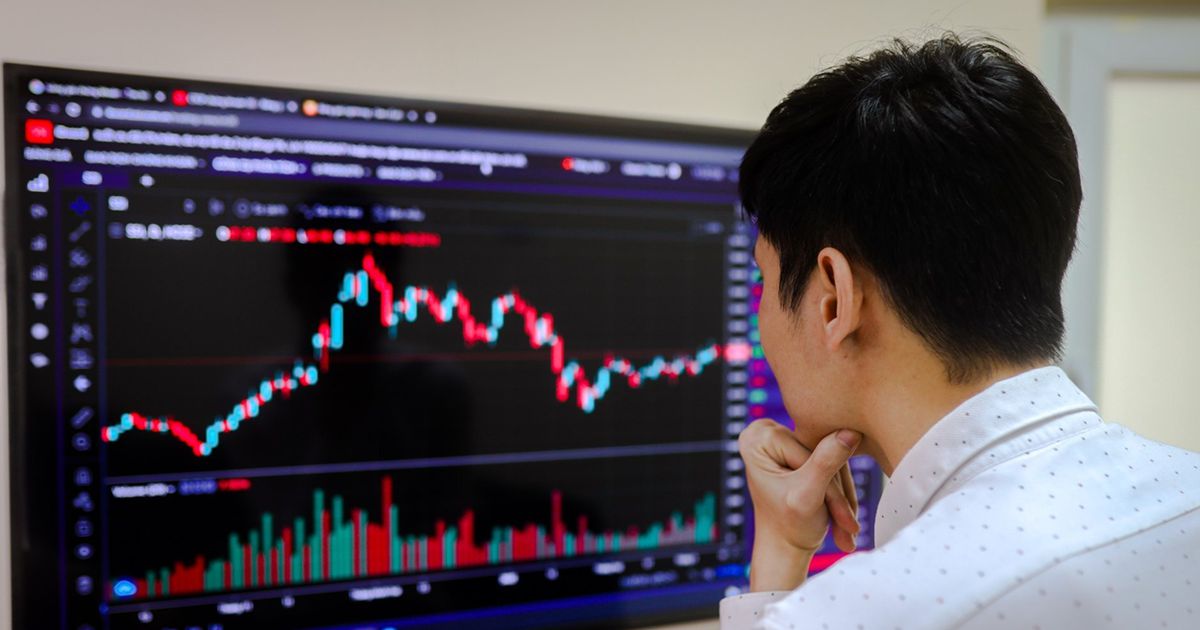 Căng thẳng Mỹ – Israel tấn công Iran: Cú sốc tâm lý ngắn hạn, cổ phiếu dầu khí và cảng biển trở thành tâm điểm