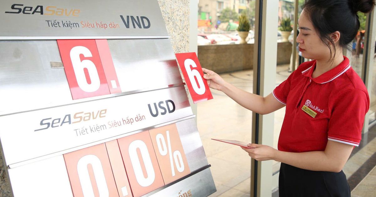 Loạt ngân hàng giảm lãi suất huy động sau cuộc gặp với Thống đốc Ngân hàng Nhà nước