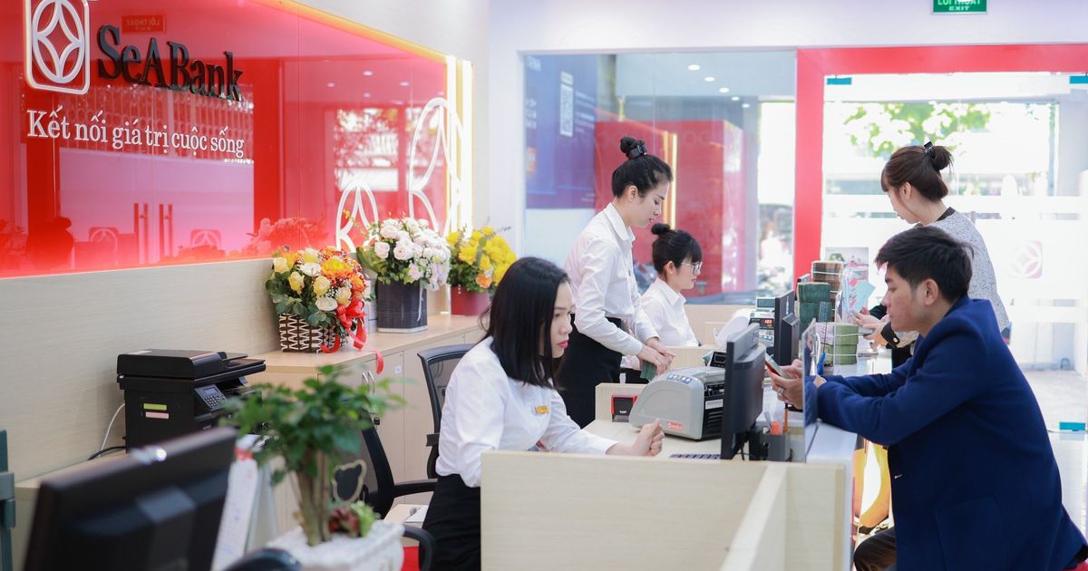 SeABank bán 40 triệu cổ phiếu ESOP giá 10.000 đồng, nhiều lãnh đạo được mua hàng triệu đơn vị
