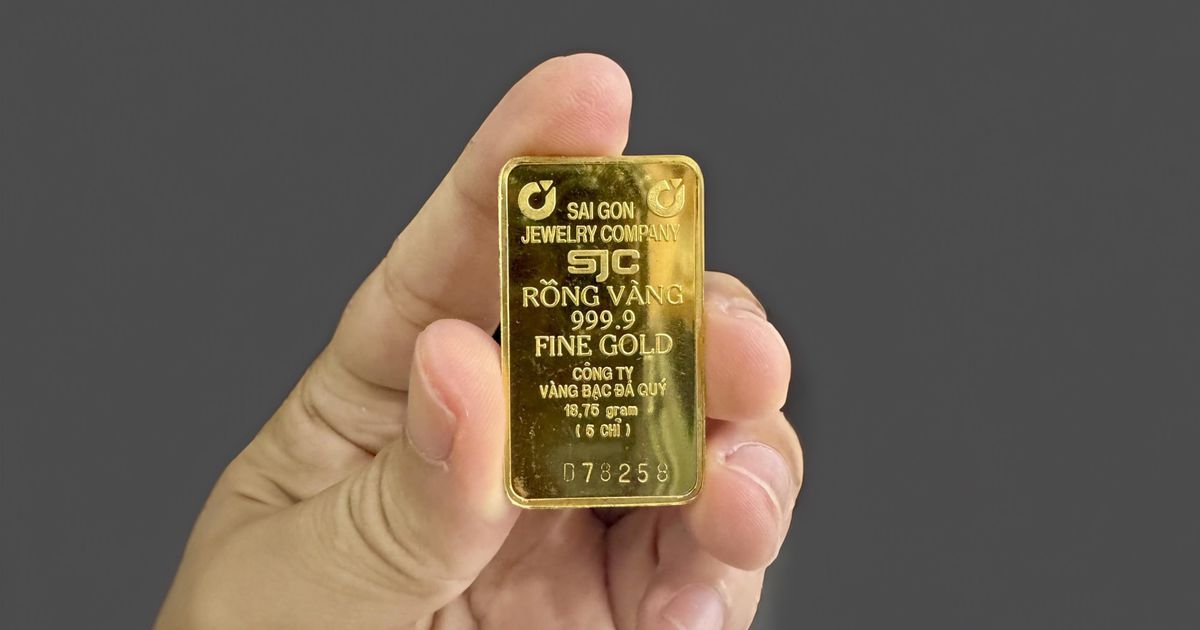 Giá vàng SJC “quẩn quanh” mốc 120 triệu đồng/lượng