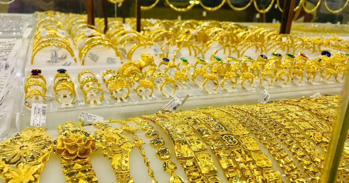 Phiên đầu tuần, giá vàng SJC đi lên theo đà thế giới