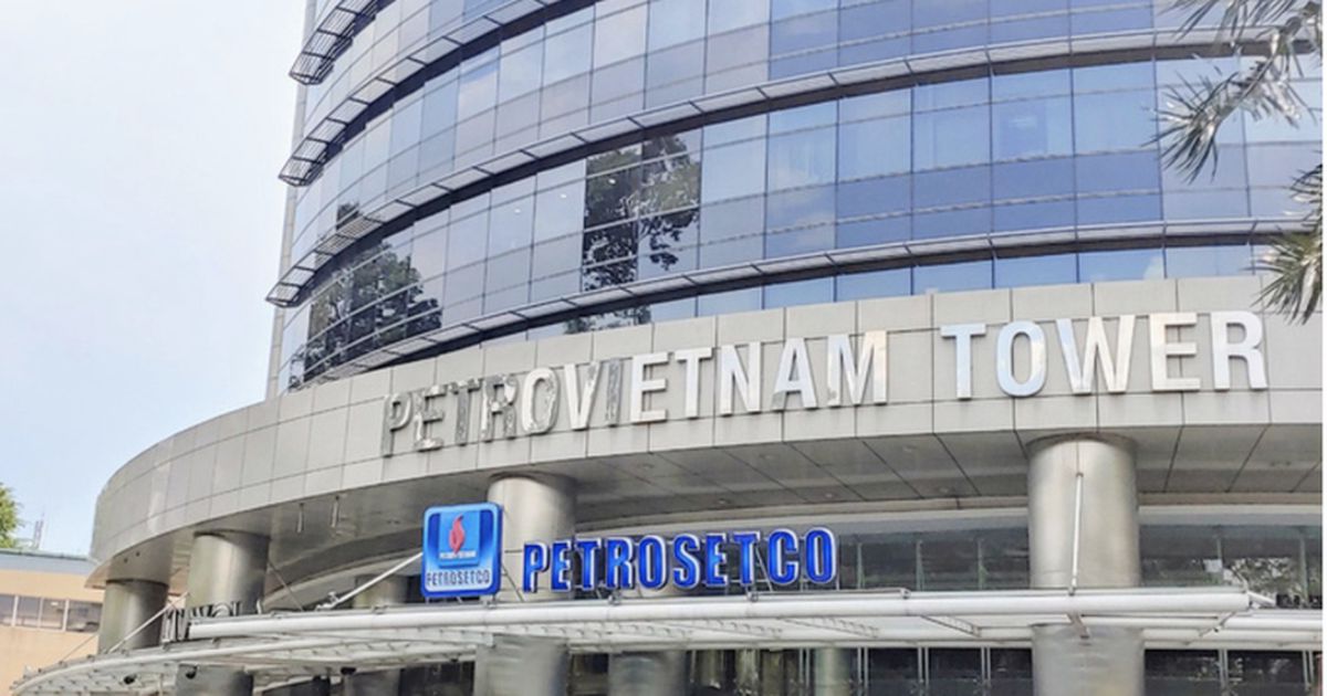 Loạt lãnh đạo của Petrosetco (PET) đăng ký thoái vốn sau khi cổ đông lớn mới lộ diện