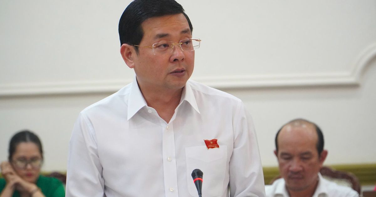 “Sẽ xem xét không cho chủ đầu tư thực hiện các dự án khác nếu chậm làm hồ sơ cấp sổ hồng với dự án cũ”