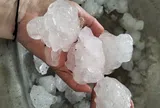 Mưa đá, dông lốc gây thiệt hại tại Nghệ An