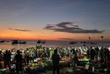 Đà Nẵng: Bình minh rộn ràng ở làng chài Tam Tiến