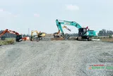 Tinh thần lao động trên công trường cao tốc Châu Đốc - Cần Thơ - Sóc Trăng