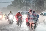 Thời tiết Hà Nội ngày 3/5: Không khí lạnh tràn xuống, Hà Nội sắp đón mưa lớn diện rộng, nhiệt độ giảm nhanh