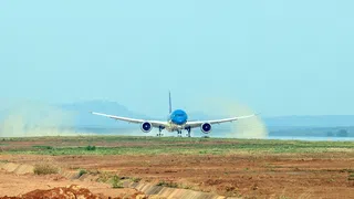 [Video] Cột mốc vận hành đầu tiên tại Long Thành: Ba hãng hàng không cùng hạ cánh