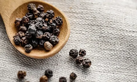 Giá tiêu hôm nay 3/4/2026: Trong nước đồng loạt tăng