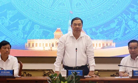 Tìm lời giải để TP. Hồ Chí Minh bứt phá tăng trưởng hai con số, tạo động lực cho kinh tế cả nước