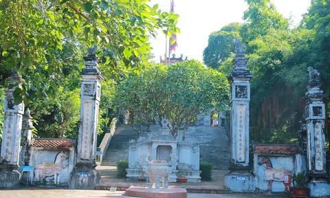 Đền Cuông – điểm du lịch tâm linh nổi tiếng xứ Nghệ