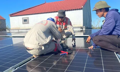 Nghệ An đẩy mạnh tiết kiệm điện, phát triển điện mặt trời mái nhà theo hướng “tự sản xuất, tự tiêu thụ”,
