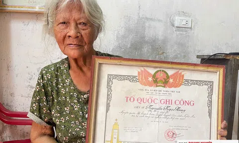 Xúc động người vợ gần 6 thập kỷ giữ trọn nghĩa tình với chồng liệt sĩ
