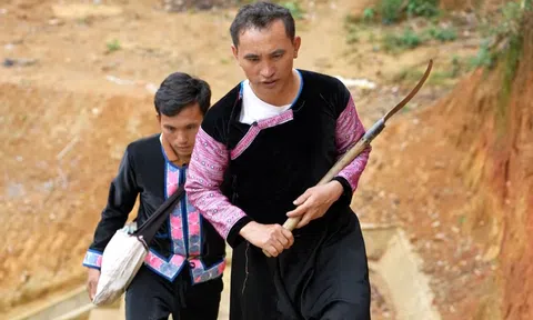 Lối mòn biên cương