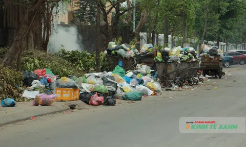 Thanh Hóa: Rác thải bủa vây phố xá, dân nín thở chờ nhà máy xử lý