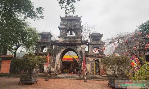 Đền Đức Thánh Cả Hậu Lộc: Nơi niềm tin hóa thành sức mạnh biển khơi