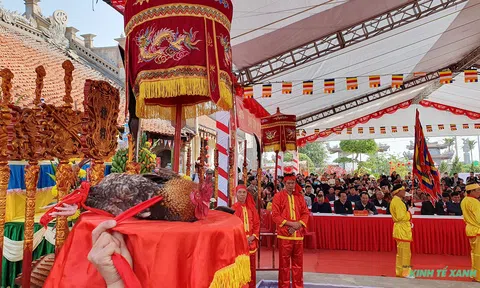 Độc lạ lễ hội “thề không tham nhũng” đầu Xuân tại Hải Phòng