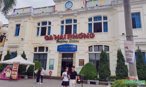 Nhà ga trăm tuổi độc đáo ở Hải Phòng