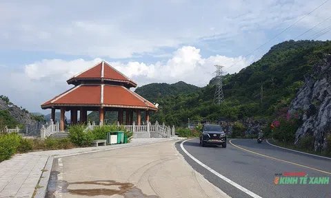 Trải nghiệm “tuyến đường ven biển đẹp nhất vịnh Bắc Bộ” trên đảo Cát Bà