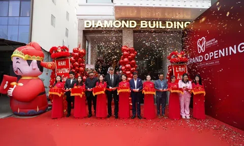 Diamond Dental Lab kỷ niệm 10 năm thành lập, “trình làng” trụ sở mới theo tiêu chuẩn quốc tế