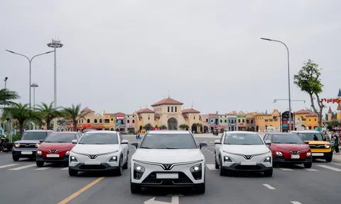 Doanh số ô tô điện VinFast tăng trưởng bùng nổ trong tháng 3