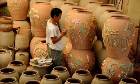 Làng nghề truyền thống từng bước “chuẩn xanh”, khẳng định vị thế trong công nghiệp văn hóa