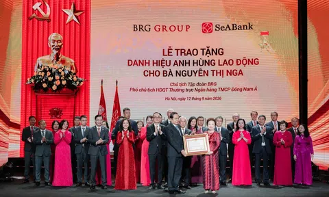 Chủ tịch BRG Nguyễn Thị Nga được phong tặng danh hiệu Anh hùng Lao động thời kỳ đổi mới