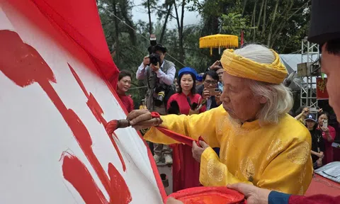 Hải Phòng: Trang trọng Lễ khai bút đầu Xuân Bính Ngọ 2026 tại đền thờ Chu Văn An