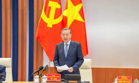 Tổng Bí thư Tô Lâm: Hải Phòng cần phát triển trở thành thành phố cảng công nghiệp - dịch vụ hiện đại tầm cỡ châu Á