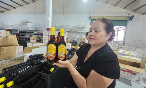 Từ nước mắm truyền thống vươn tới sản phẩm OCOP 5 sao