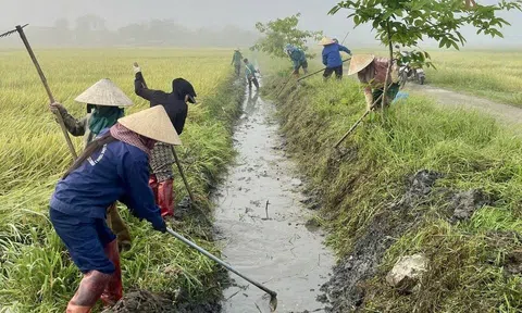Các địa phương tại Hà Tĩnh ra quân làm thủy lợi phục vụ sản xuất Hè Thu