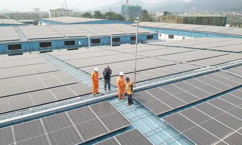 Hà Tĩnh: Điện mặt trời mái nhà góp phần giảm áp lực điện mùa nắng nóng