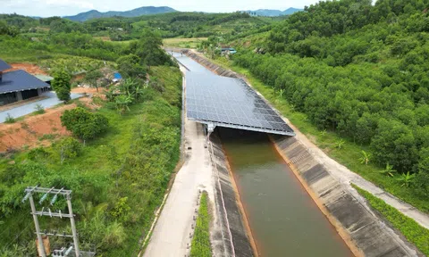 Hà Tĩnh: Lắp đặt điện mặt trời trên kênh thủy lợi