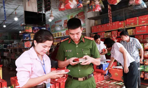 Xã Hương Sơn tăng cường kiểm tra an toàn thực phẩm dịp Tết Trung thu năm 2026