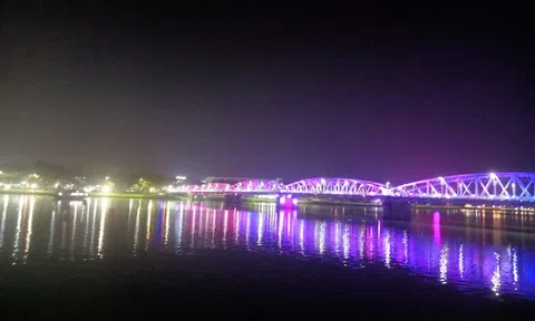 Du lịch Huế bứt phá ngay từ những ngày đầu năm Bính Ngọ 2026