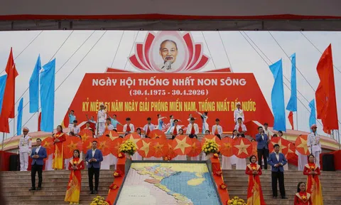 Lễ Thượng cờ “Thống nhất non sông” – Biểu tượng của hòa bình và đoàn kết dân tộc