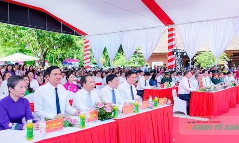 Thành kính tưởng niệm 57 năm ngày mất Chủ tịch Hồ Chí Minh tại quê hương Kim Liên
