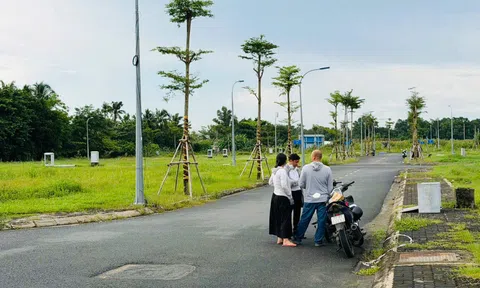 [Chùm ảnh]: Bất ngờ với cảnh nhộn nhịp tại một khu đô thị thuộc Khu Đông TP.HCM