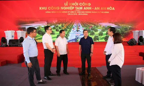 Phó Chủ tịch UBND TP.Đà Nẵng kiểm tra khởi công dự án mừng giải phóng quê hương