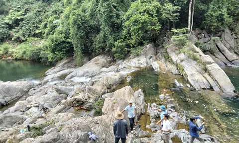 Đà Nẵng: Xã Trà Liên kiểm tra phát triển du lịch và vận động hiến đất mở đường tại Dội Bà Bình