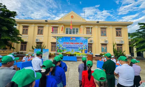 Sôi nổi Lễ phát động phong trào "Toàn dân tham gia bảo vệ môi trường" tại xã Trà Liên