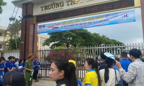 Hơn 21.300 thí sinh Quảng Ngãi hoàn thành môn Ngữ văn, kỳ thi diễn ra an toàn, nghiêm túc