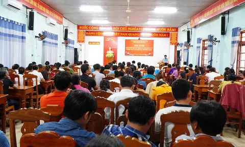 Đà Nẵng: Trà Liên công bố các quyết định thành lập trường học và kiện toàn tổ chức Đảng trong các trường.