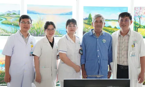 Đà Nẵng: Thành công cắt khối u phổi nặng gần 1,5kg chèn ép tim và mạch máu lớn