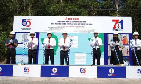 EVNSPC vượt chỉ tiêu 2025 với hơn 700 công trình đóng điện
