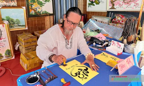 Giữ hồn chữ Việt ở Phố Ông Đồ Cần Thơ