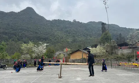 Đặc sắc lễ Pặt Oong đầu xuân của người Pu Péo nơi biên giới Phố Bảng